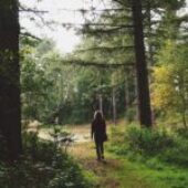 ¿Por qué pensamos mejor cuando caminamos?